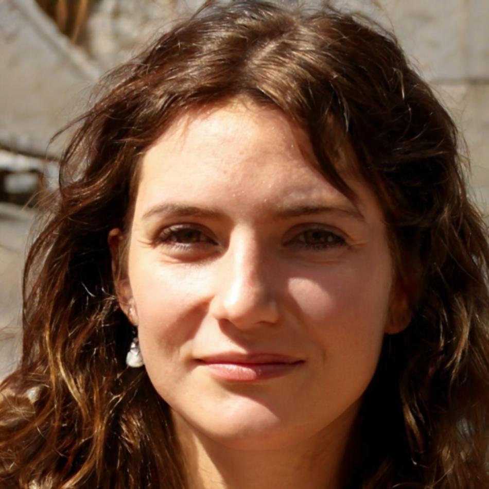 Portret Ioana Petrescu